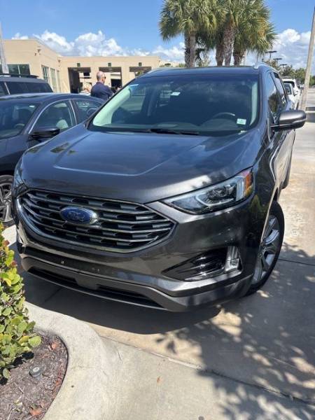 2019 Ford Edge Titanium