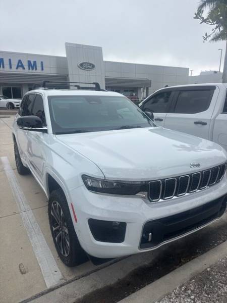 2022 Jeep Grand Cherokee Overland