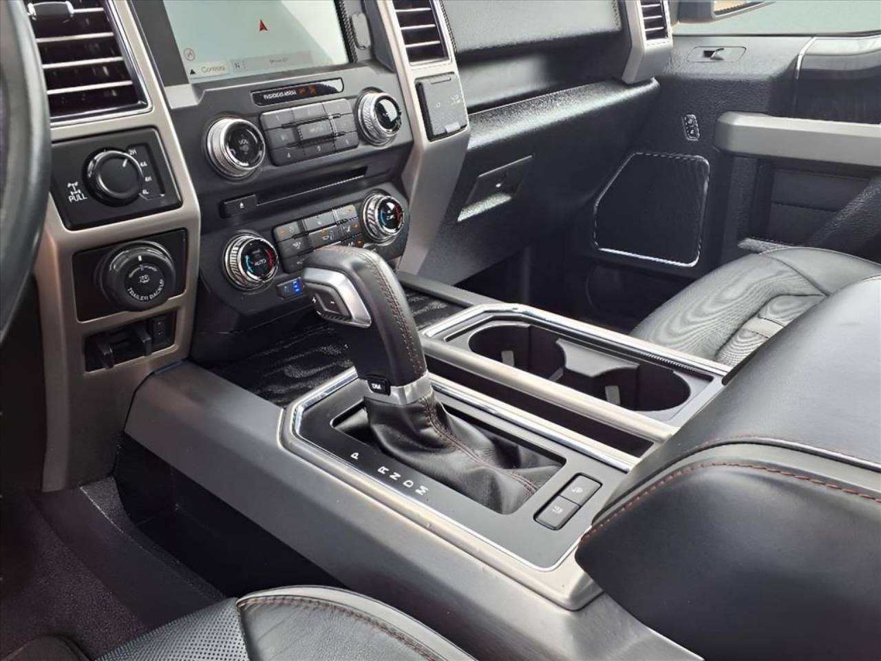 2018 Ford F-150 Platinum - Photo 15