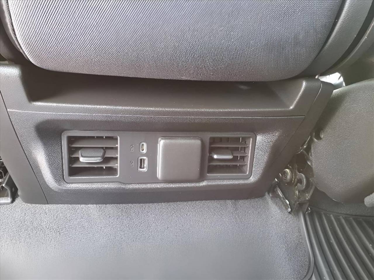 2024 GMC Sierra 1500 Elevation - Photo 17