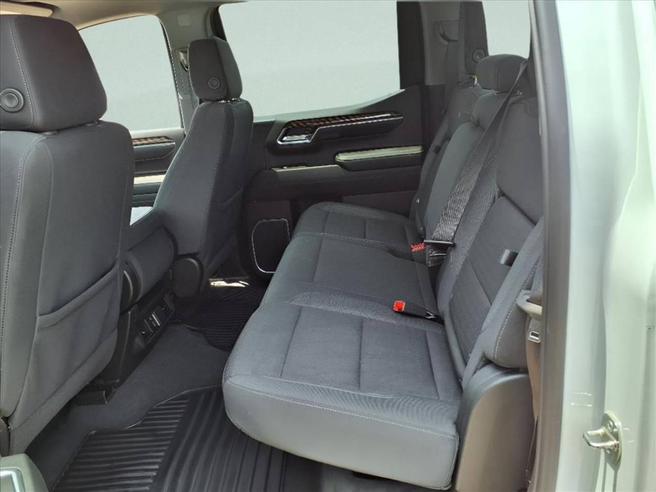 2024 GMC Sierra 1500 Elevation - Photo 18