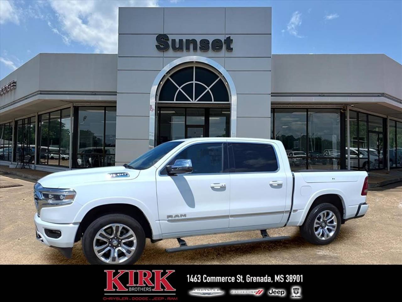 2023 RAM 1500 Limited 4x4 Crew Cab 5'7's photo