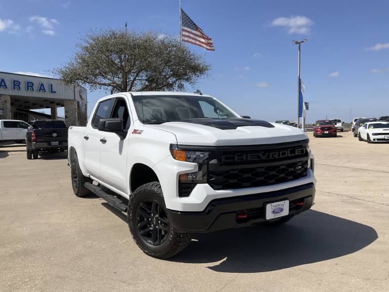 2025 Chevrolet Silverado 1500 Custom Trail Boss