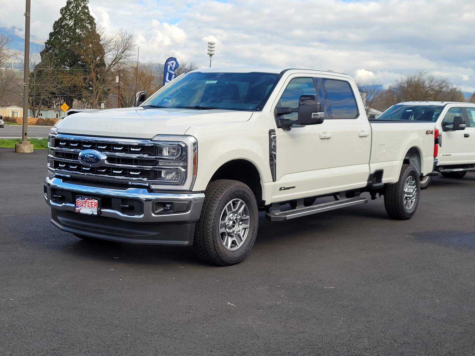 New 2026 Ford Super Duty F-350 SRW LARIAT