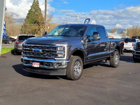 2026 Ford Super Duty F-350 SRW LARIAT