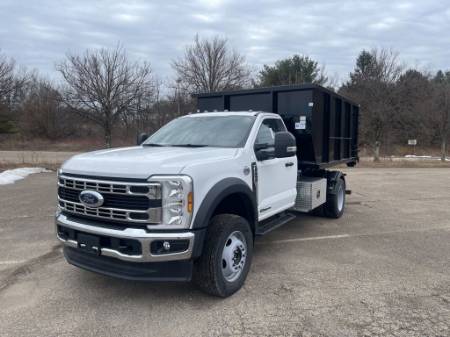 2025 Ford F-600SD XL