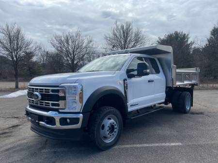 2025 Ford F-550SD XL