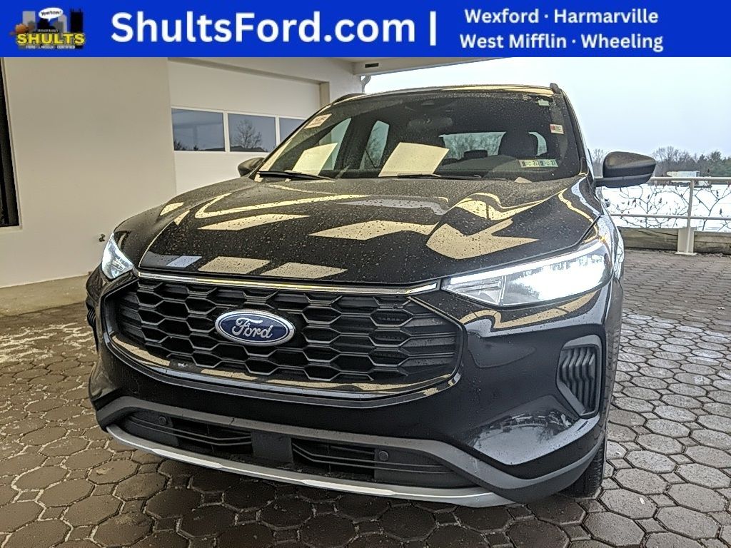 Used 2025 Ford Escape ST-Line