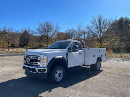 2024 Ford F-550SD XL