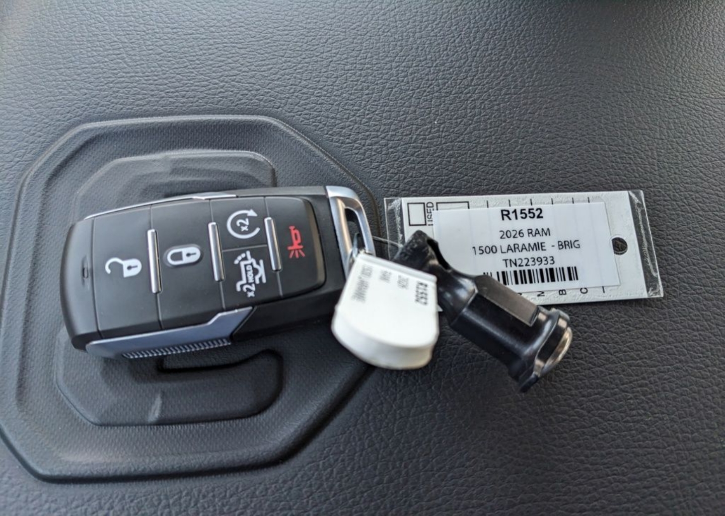 2026 RAM 1500 Laramie - Photo 40