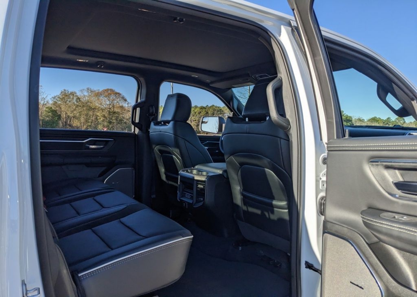 2026 RAM 1500 Laramie - Photo 52