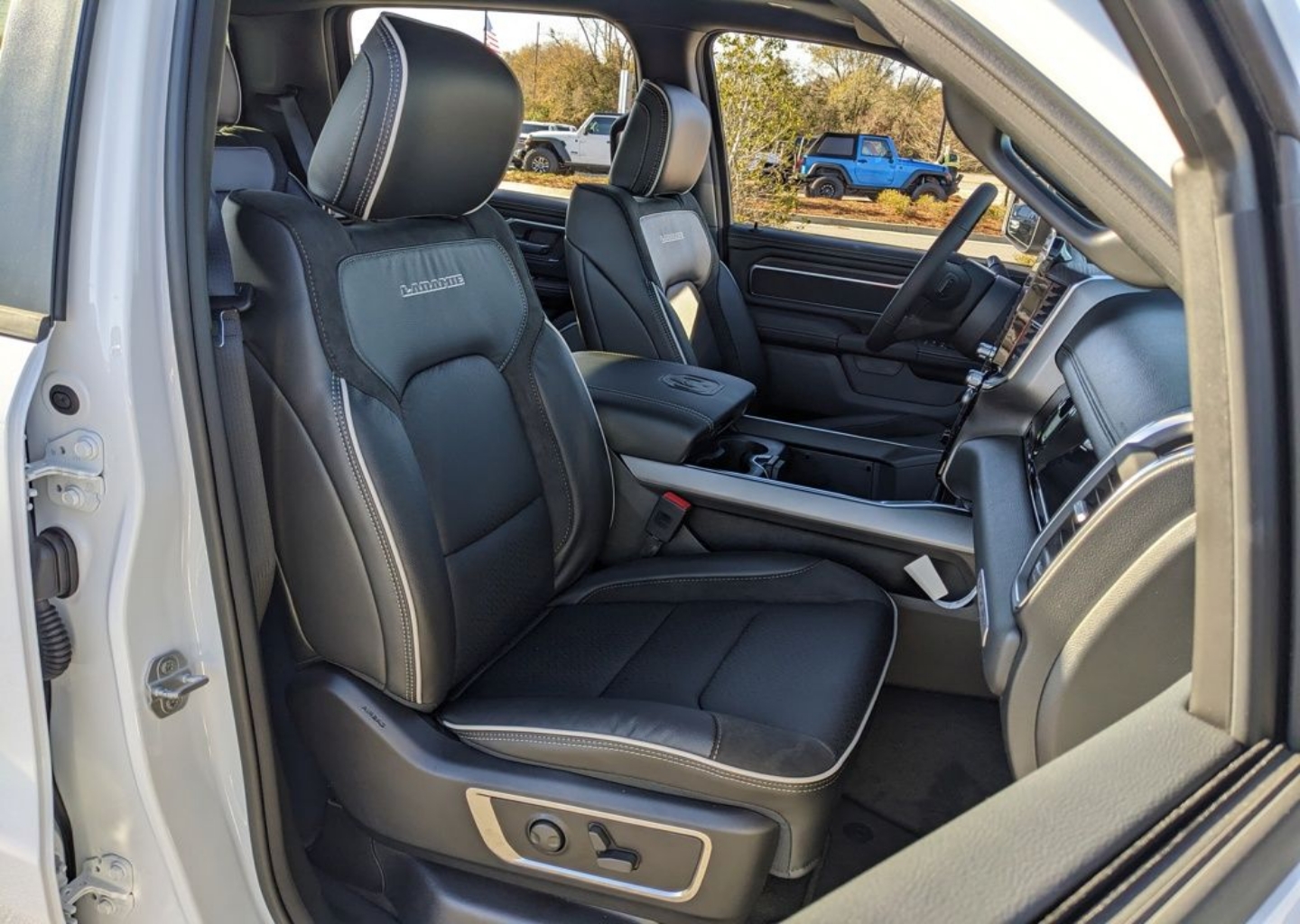 2026 RAM 1500 Laramie - Photo 53