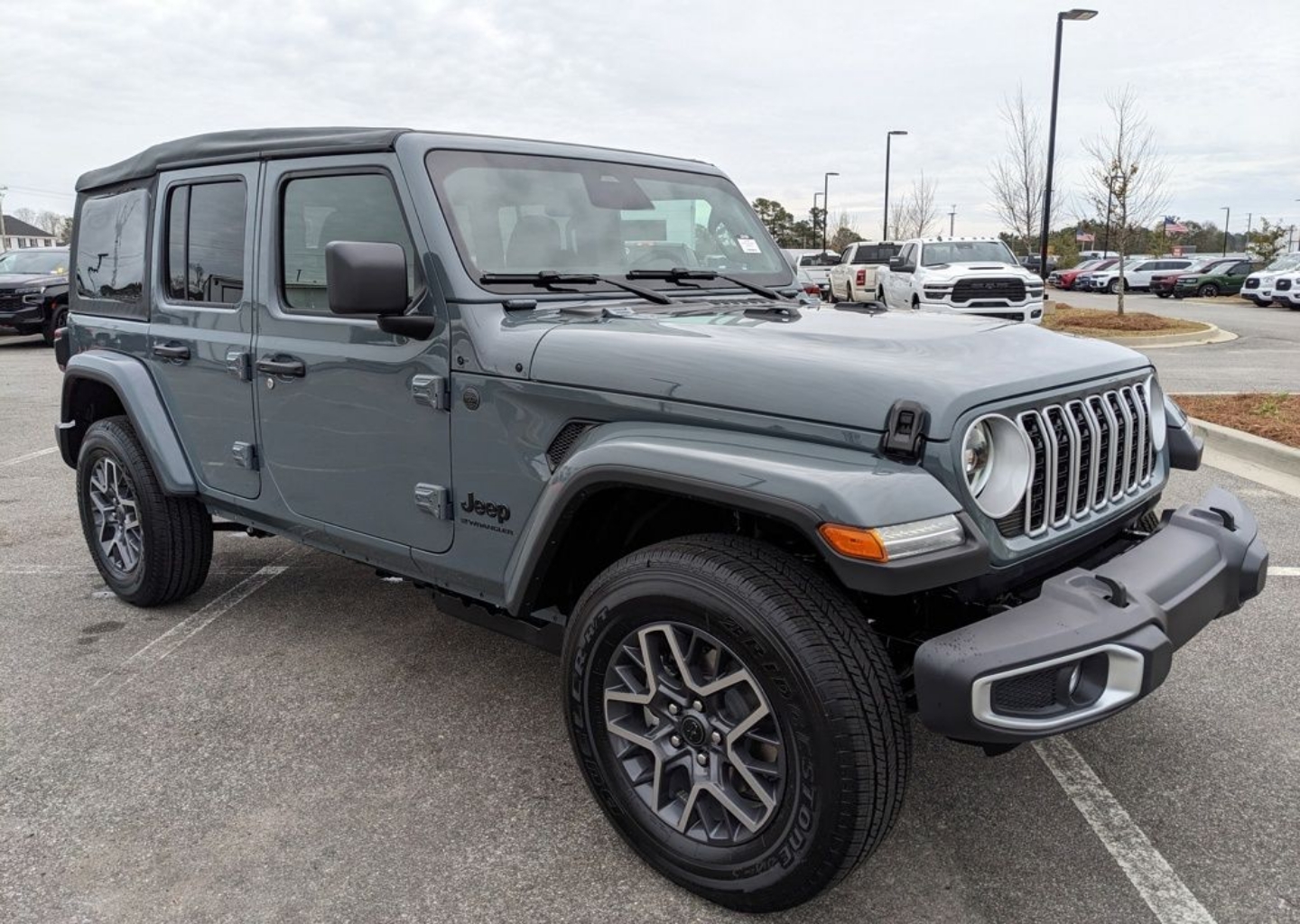 2026 Jeep Wrangler 4-Door Sahara - Photo 16