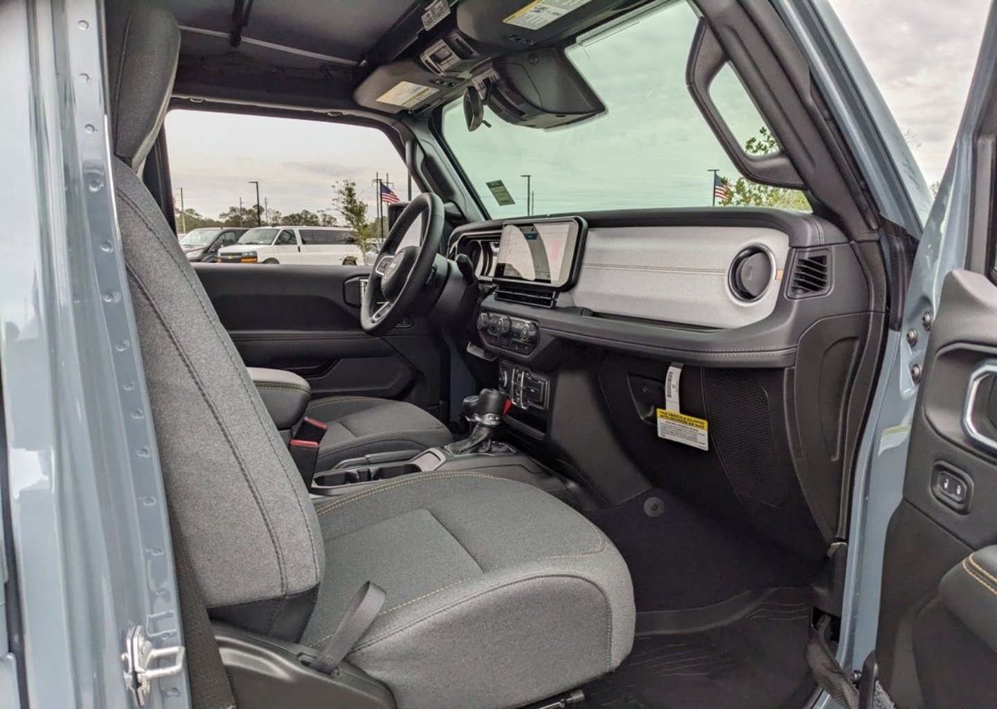 2026 Jeep Wrangler 4-Door Sahara - Photo 36