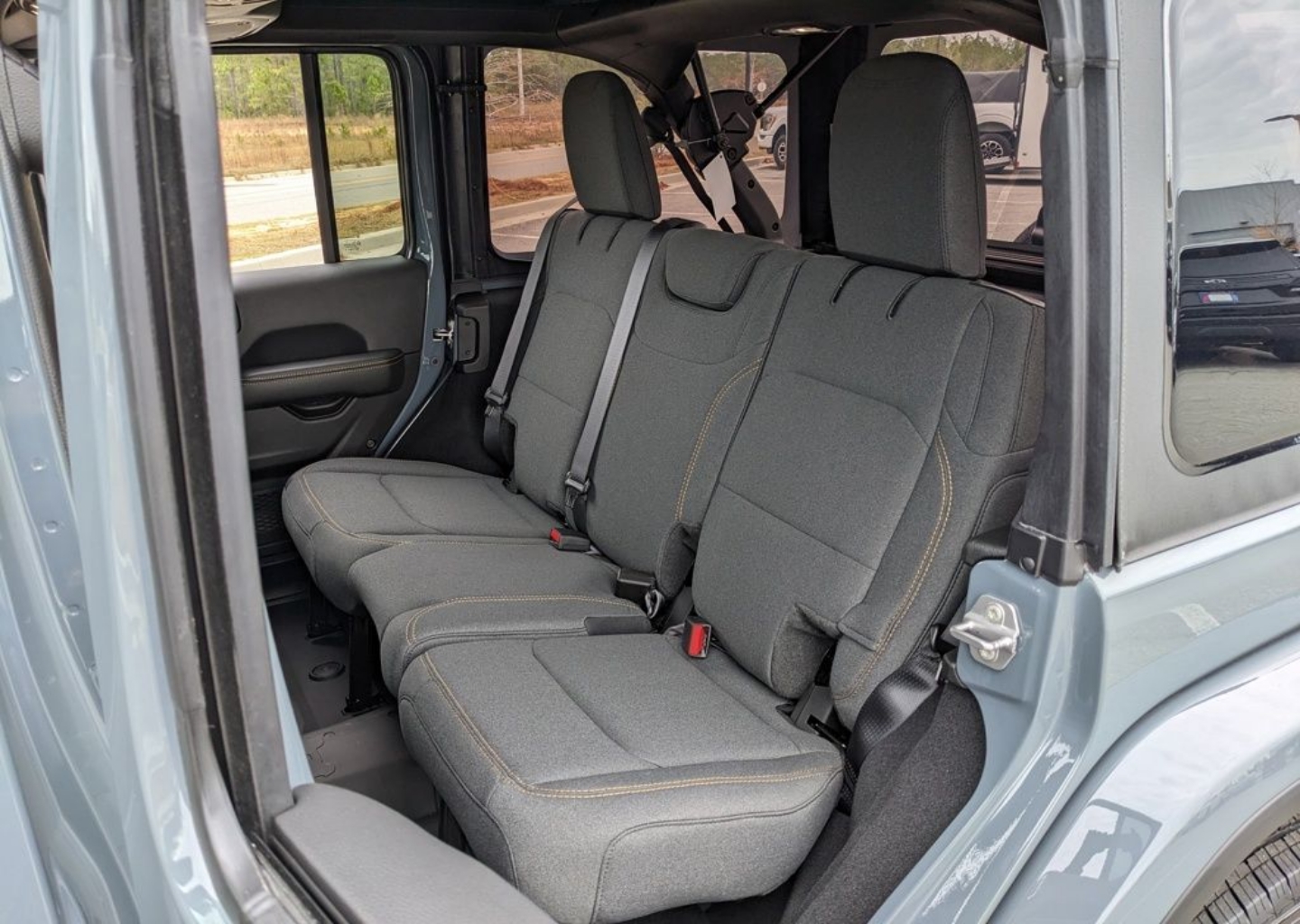 2026 Jeep Wrangler 4-Door Sahara - Photo 38