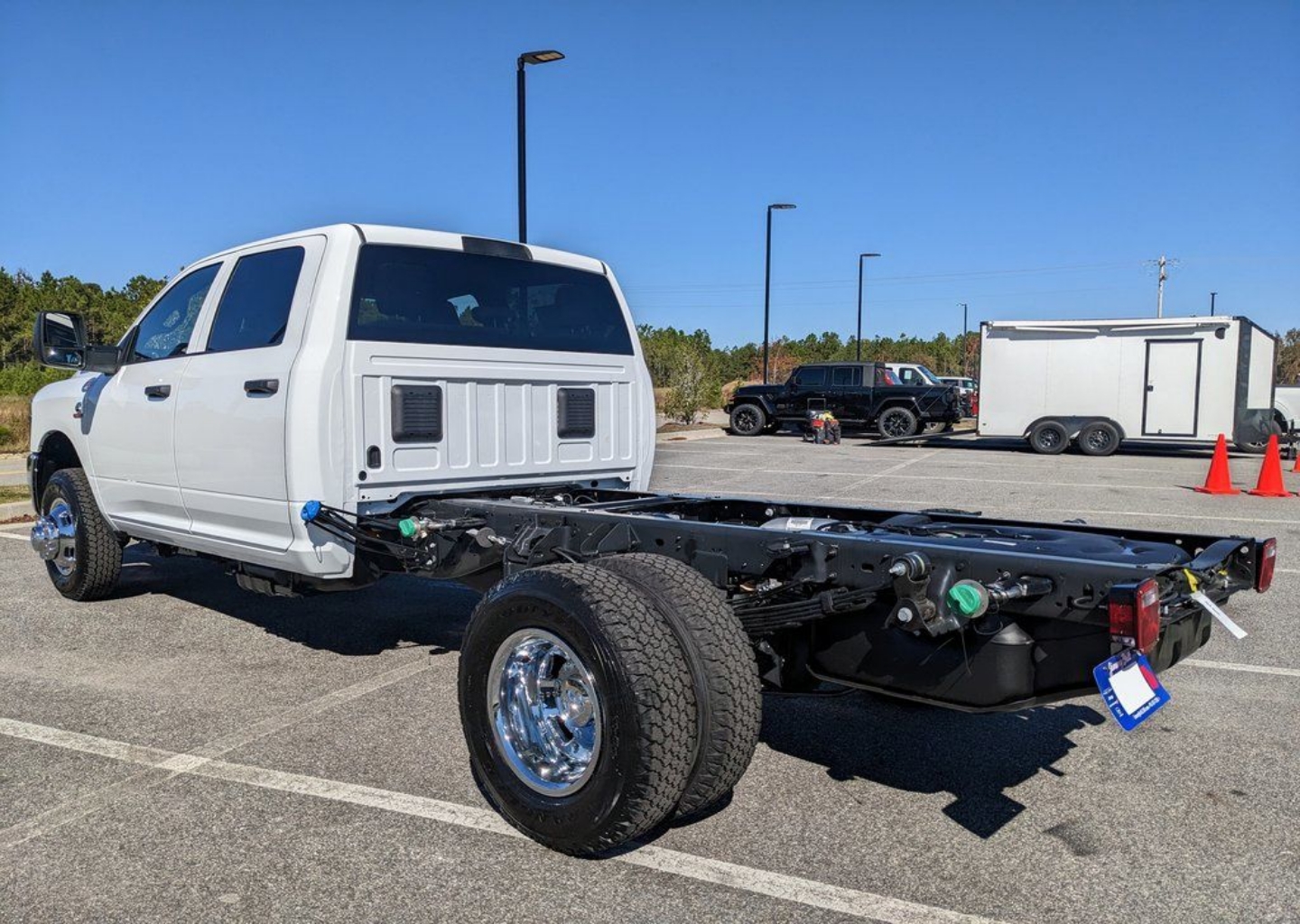 2026 RAM 3500 Chassis Tradesman - Photo 15