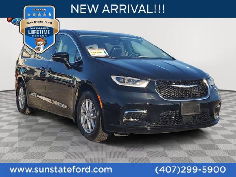 2024 Chrysler Pacifica Touring L