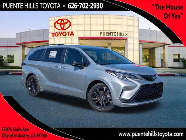 2022 Toyota Sienna XSE