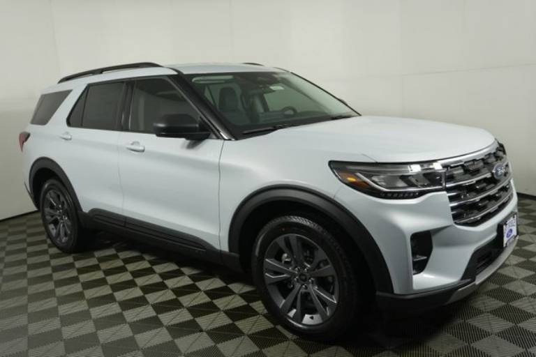 2026 Ford Explorer Active w/100A Pkg