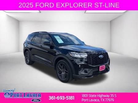 2025 Ford Explorer ST-Line