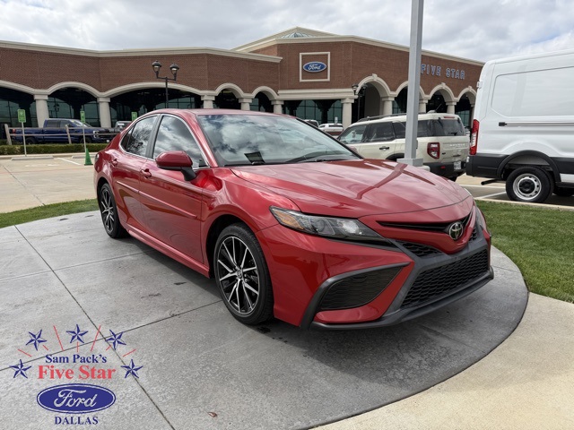 Used 2021 Toyota Camry 