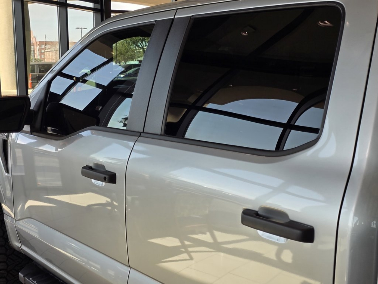 2025 Ford F-150 STX - Photo 9