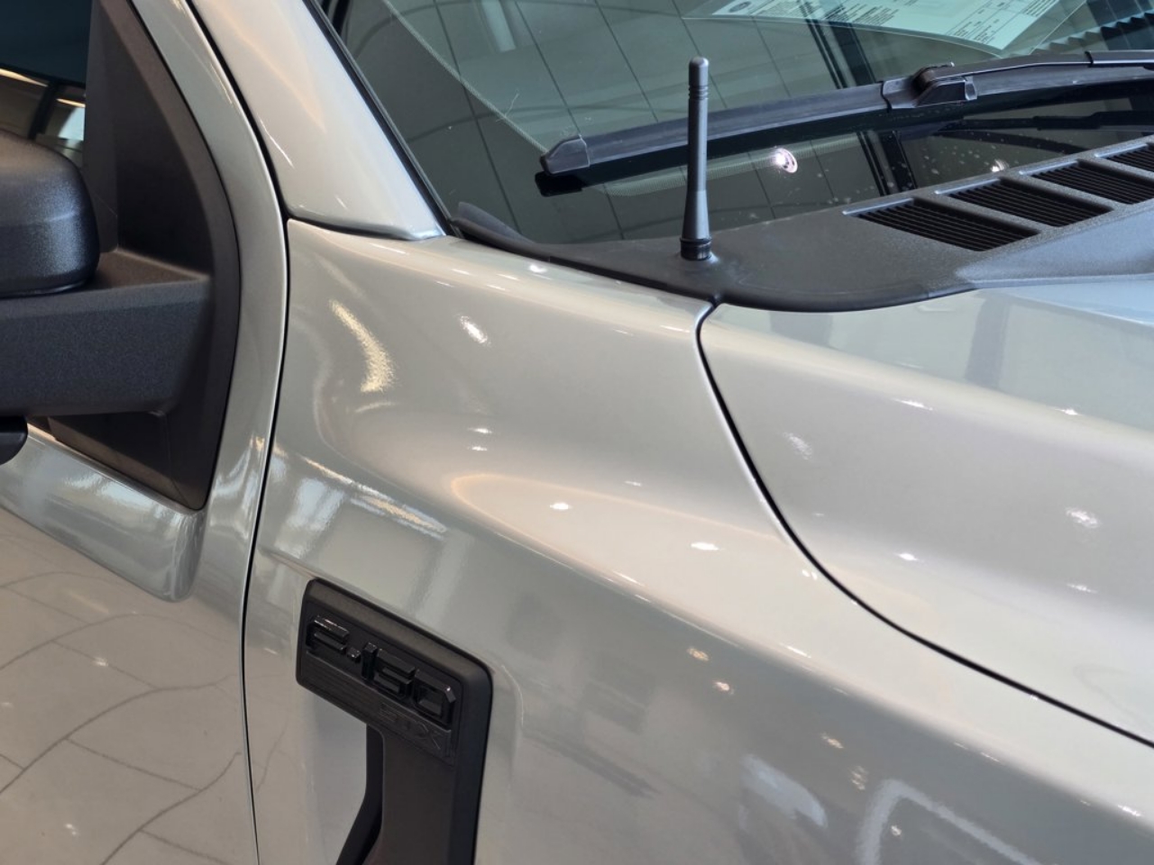 2025 Ford F-150 STX - Photo 10