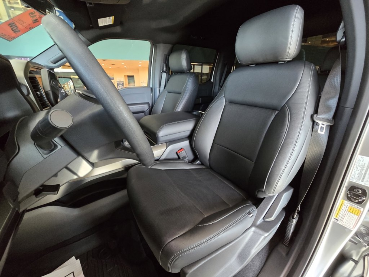 2025 Ford F-150 STX - Photo 11