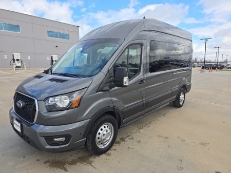 2025 Ford Transit Passenger Wagon XLT