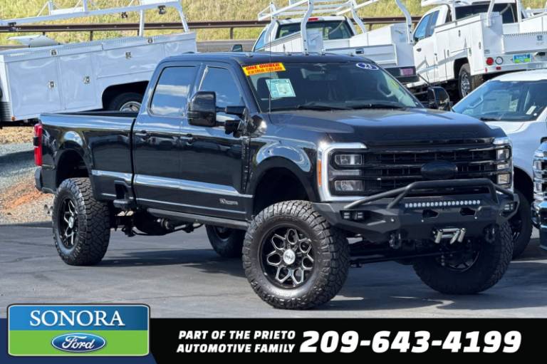 2023 Ford Super Duty F-350 SRW LARIAT