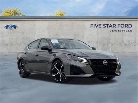 2025 Nissan Altima 2.5 SR