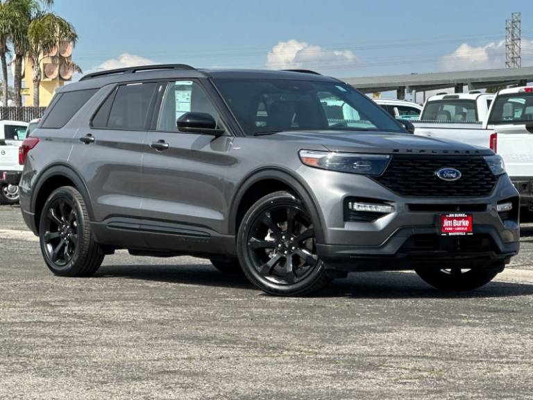 2023 Ford Explorer ST-Line