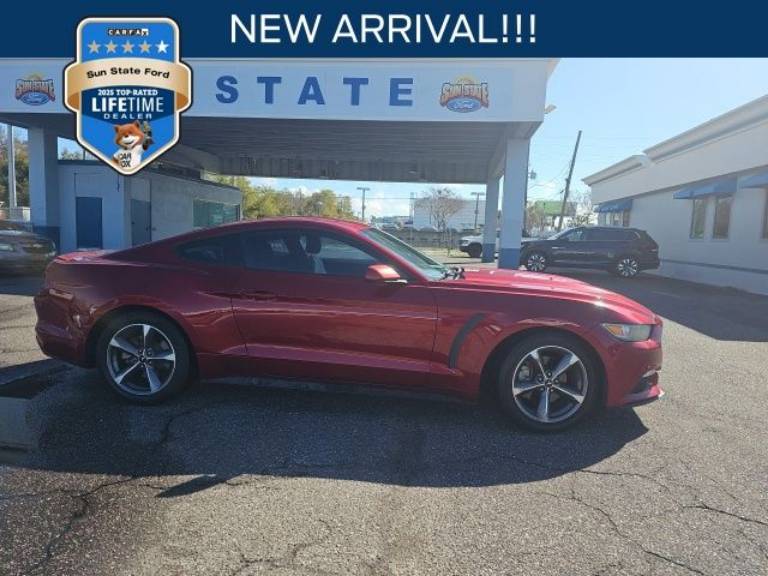 2017 Ford Mustang EcoBoost®