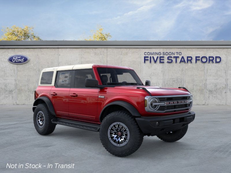 2026 Ford Bronco Outer Banks