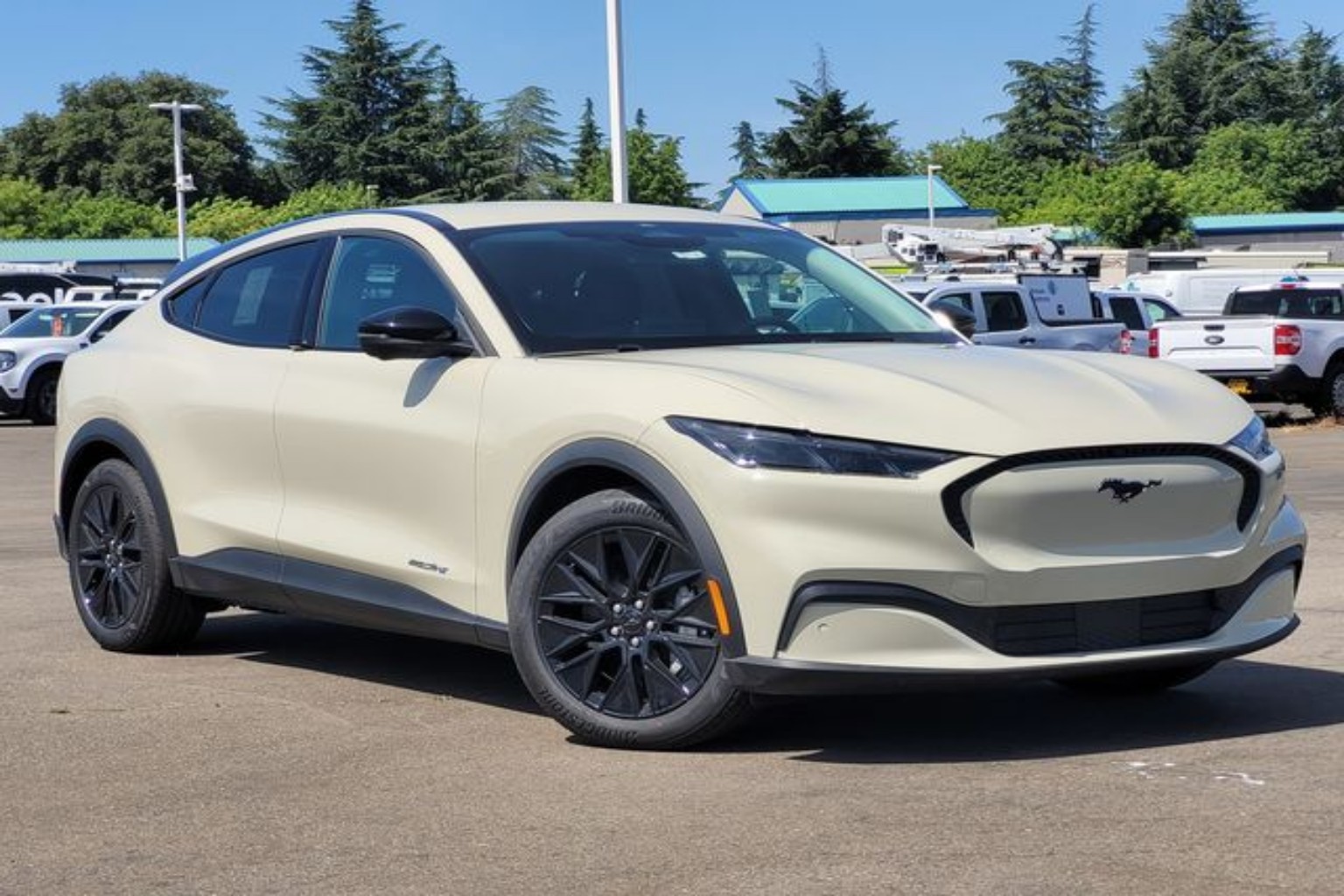 2026 Ford Mustang-Mach-e Select's photo