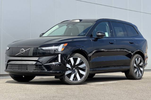 2025 Volvo EX90 Twin Motor Performance Ultra