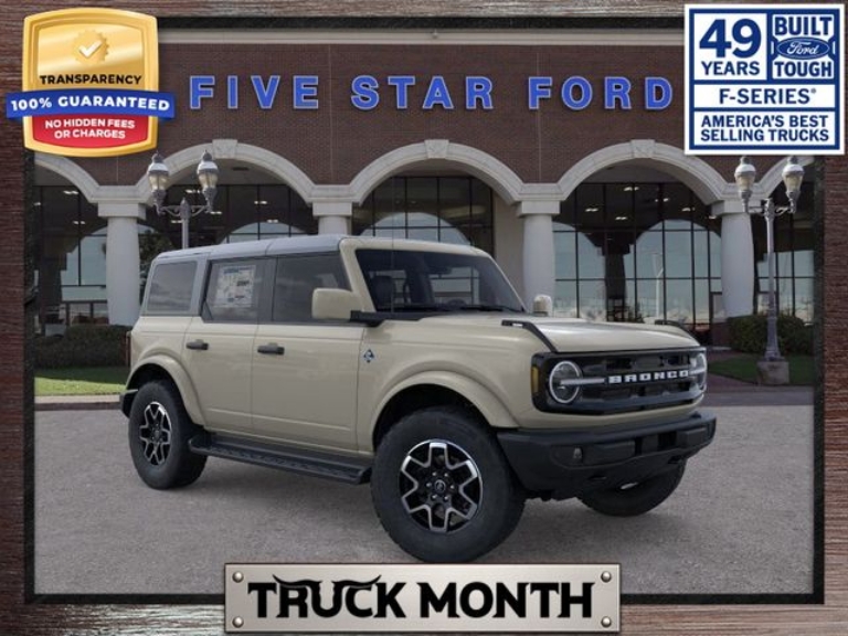 2026 Ford Bronco Outer Banks