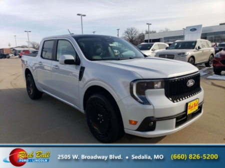 2026 Ford Maverick Lobo Standard