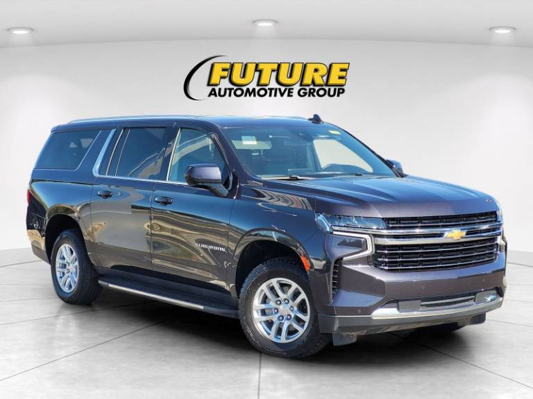 2024 Chevrolet Suburban LT