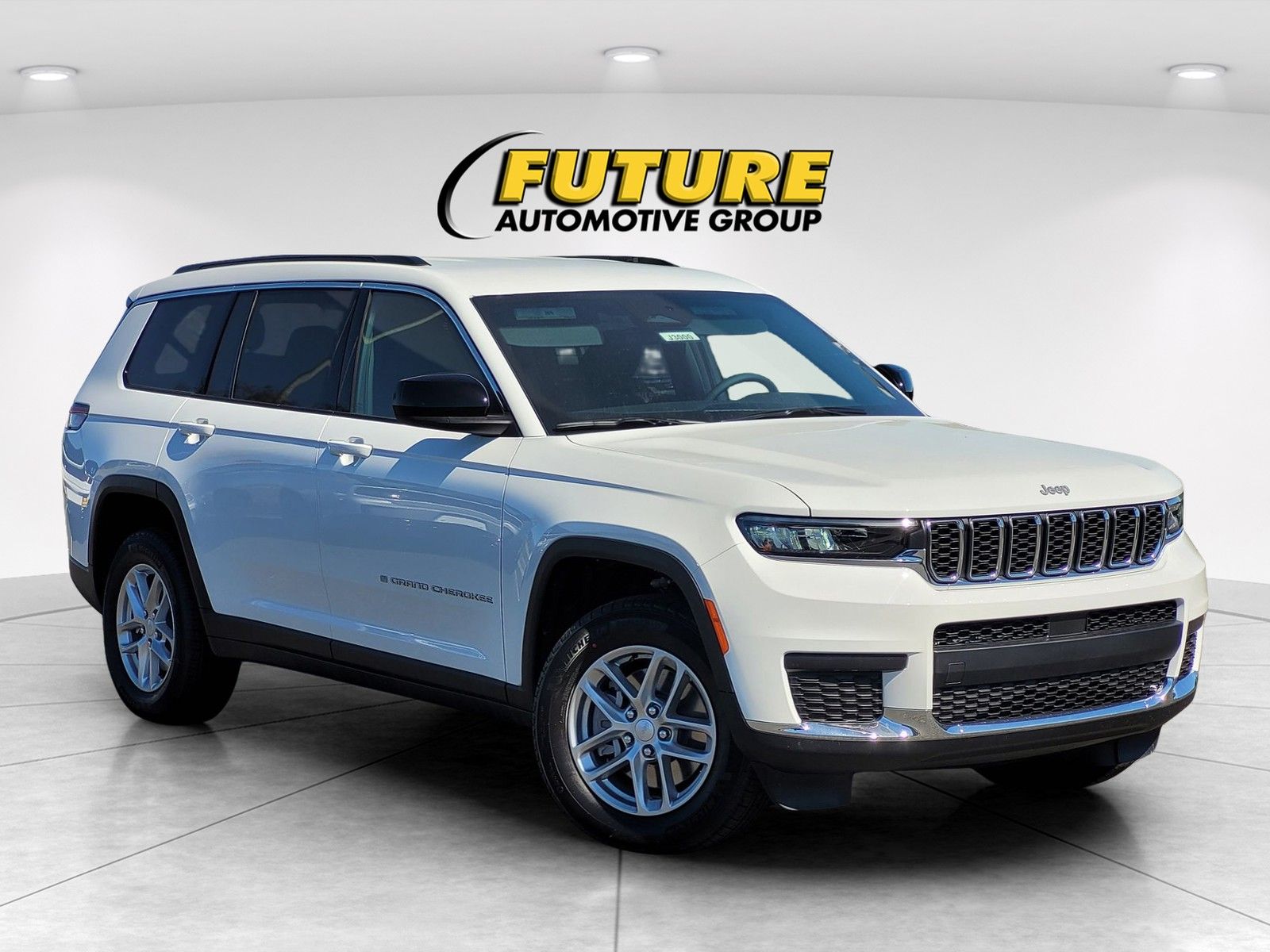 New 2026 Jeep Grand Cherokee L Laredo