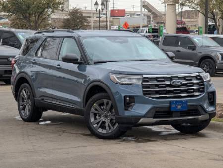 2026 Ford Explorer Active w/200A Pkg