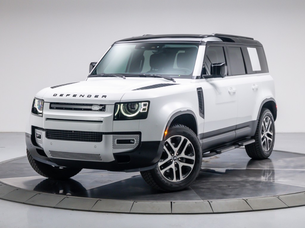 2025 Land Rover Defender 110 P300