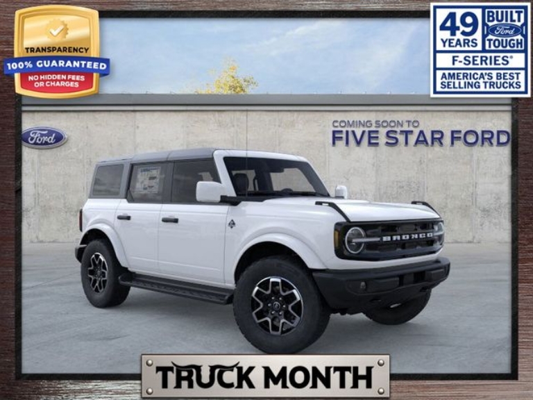 2026 Ford Bronco Outer Banks