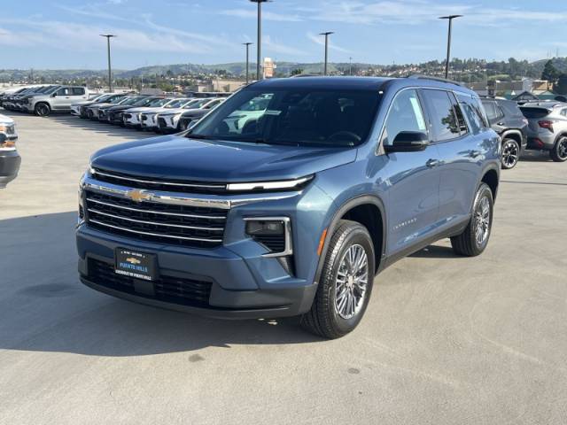 2026 Chevrolet Traverse FWD LT