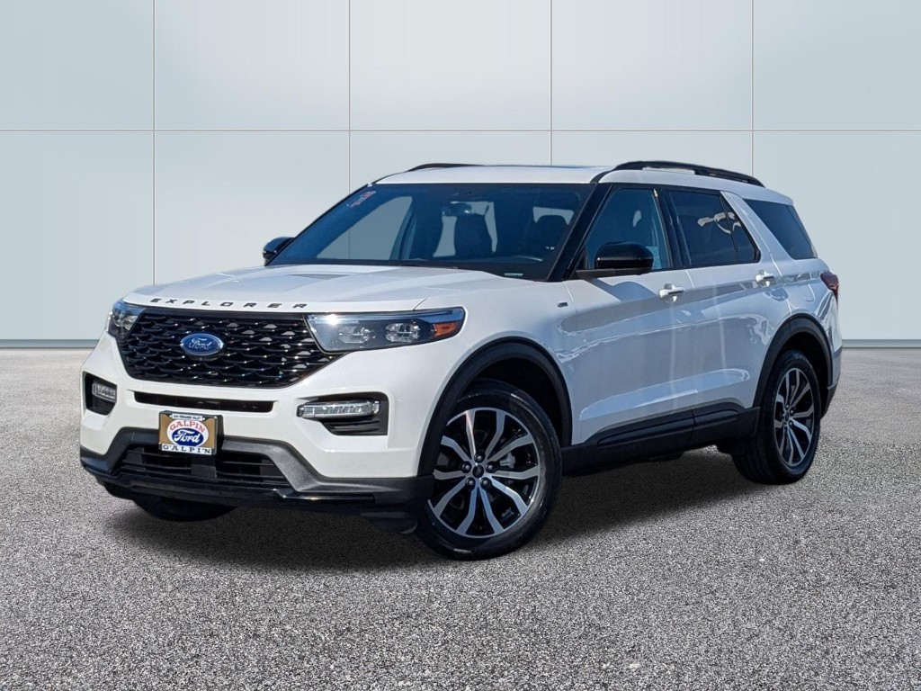 2023 Ford Explorer ST-Line