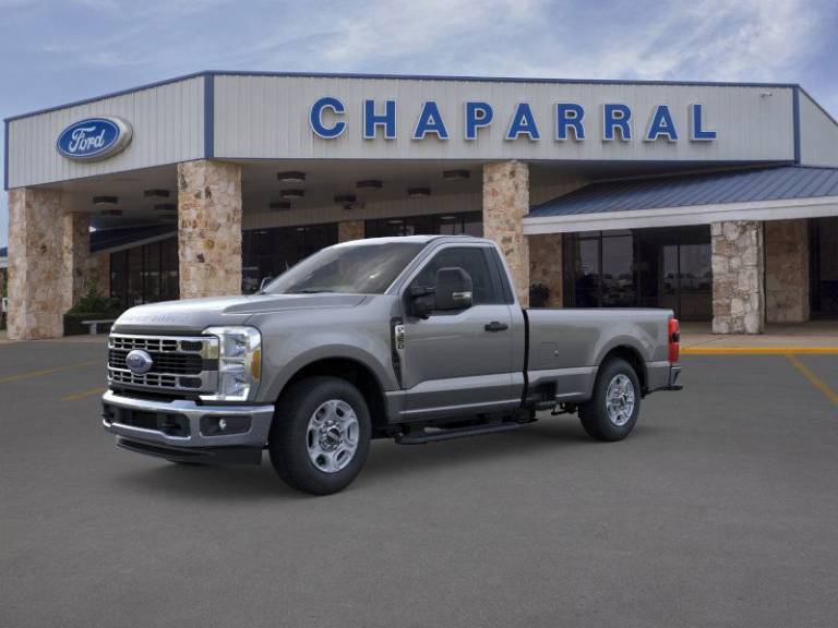 2026 Ford Super Duty F-350 SRW XLT