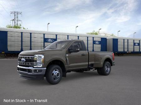 2026 Ford Super Duty F-350® XLT