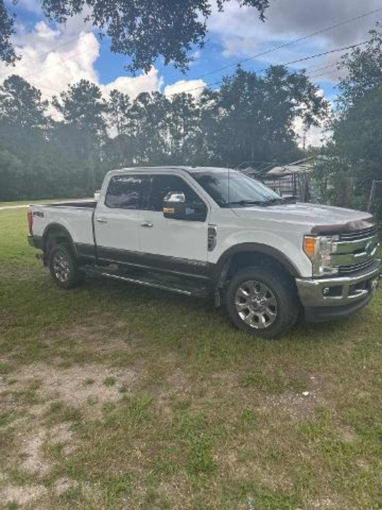 2017 Ford F-250SD LARIAT