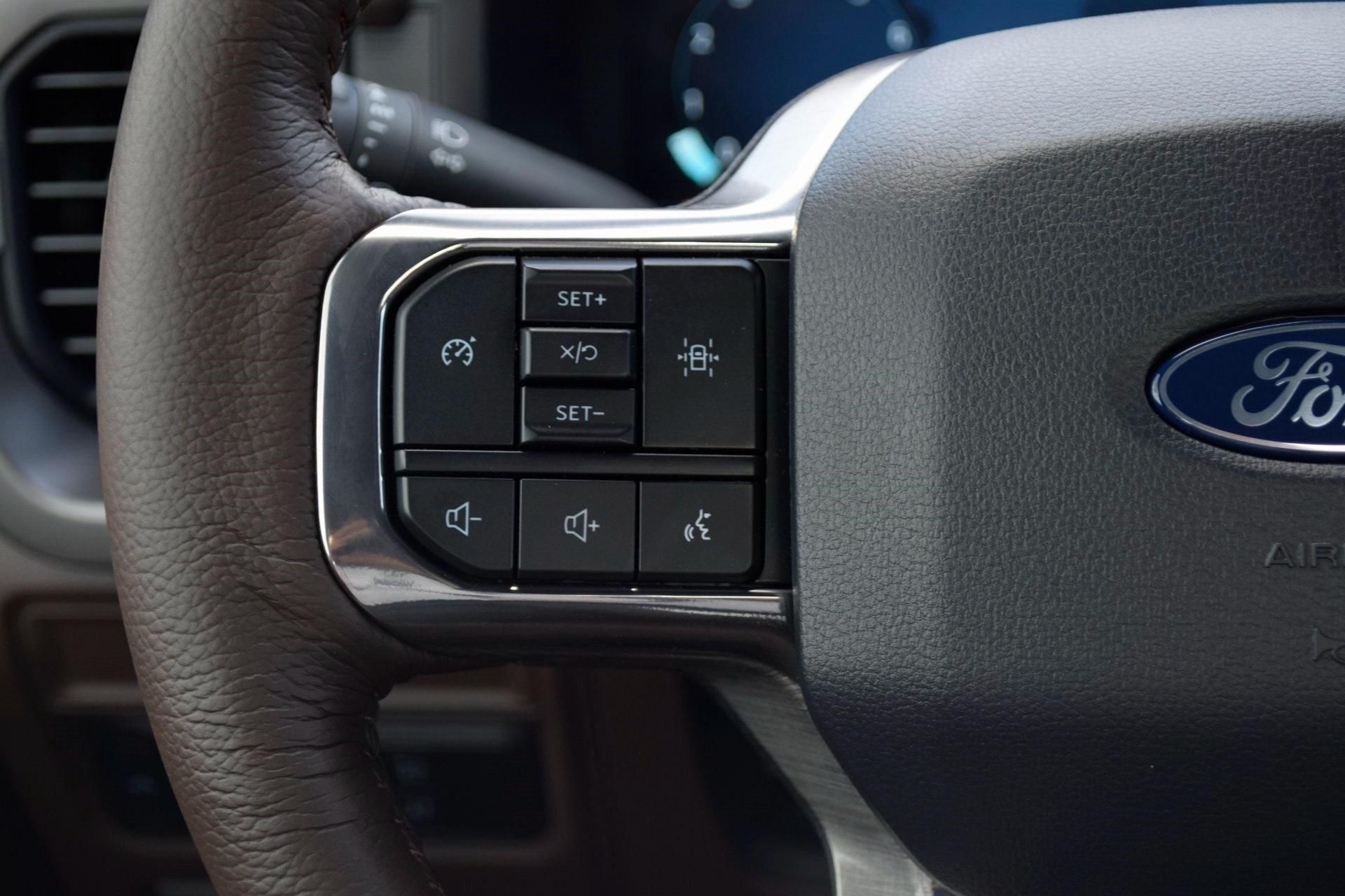 2025 Ford F-150 XL - Photo 9