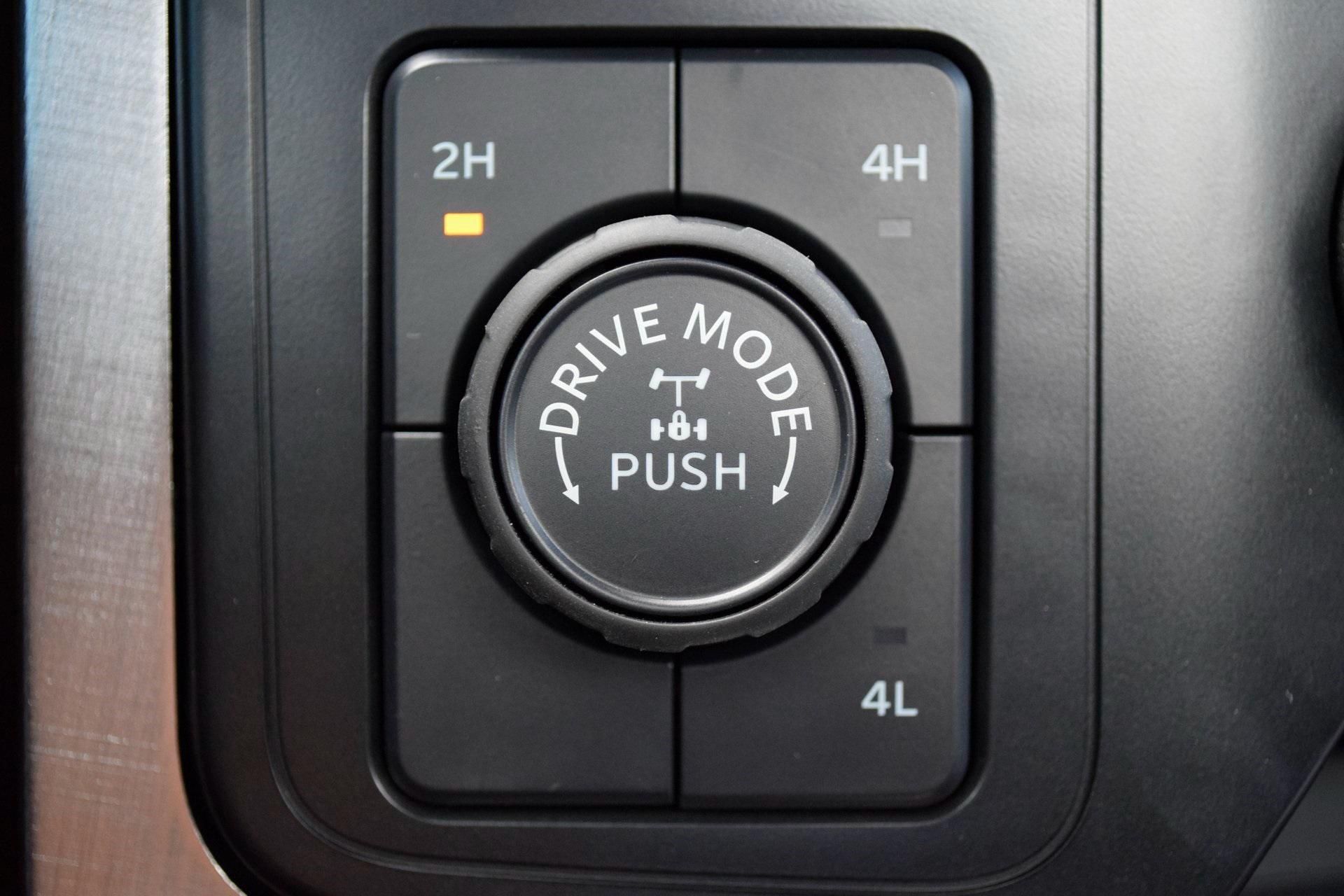 2025 Ford F-150 XL - Photo 14